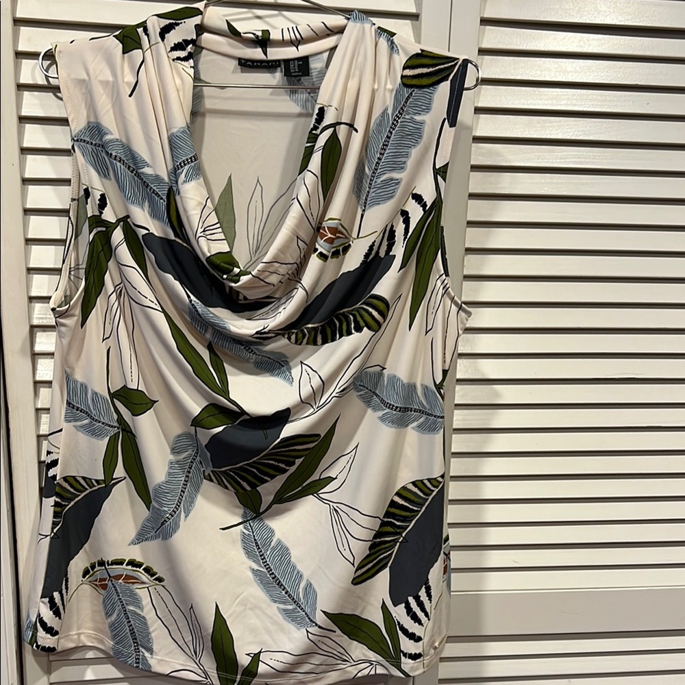 Leaf Print Sleeveless Top - White and Green